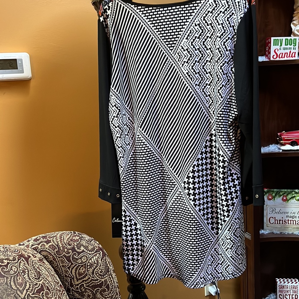 New Womans Calessa Top. Sz. XL. - Picture 3 of 6